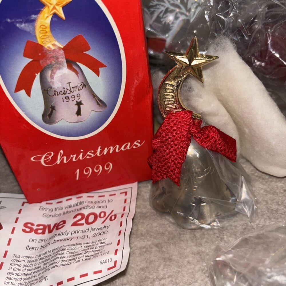 Vintage Christmas Bell 1999 Silverplated Engraved International Silver Co NTS